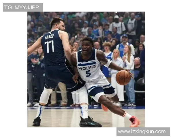 森林狼与快船激战正酣谁能在这场对决中笑到最后